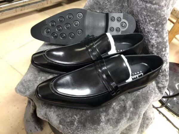 Turk leather shoe